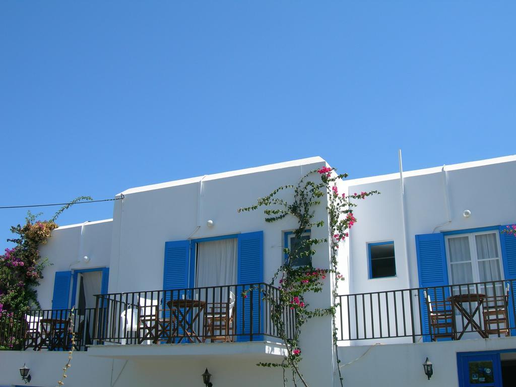 פארוס Bizas Rooms & Studios חדר תמונה