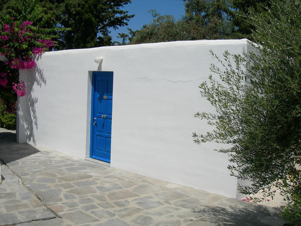 פארוס Bizas Rooms & Studios חדר תמונה